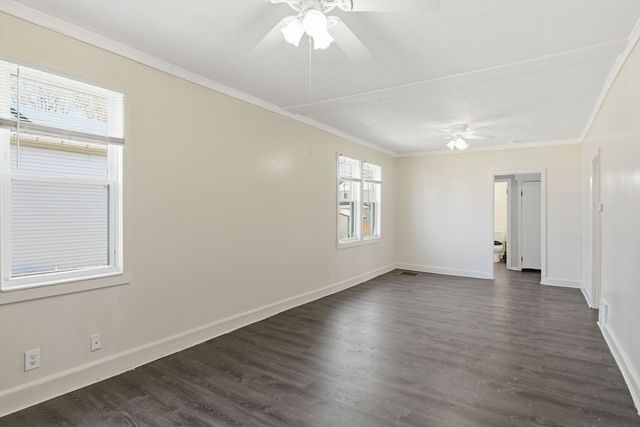 25 Victoria St., Springfield, MA 01104