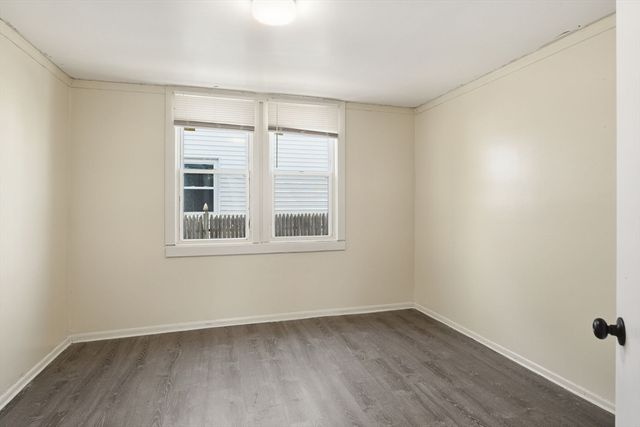 25 Victoria St., Springfield, MA 01104
