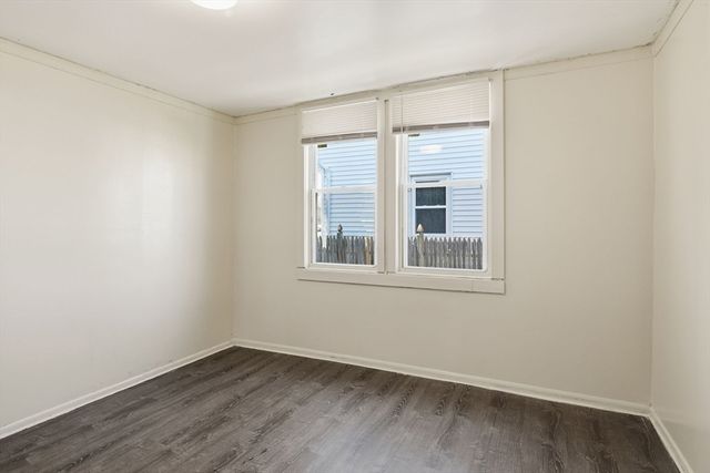 25 Victoria St., Springfield, MA 01104