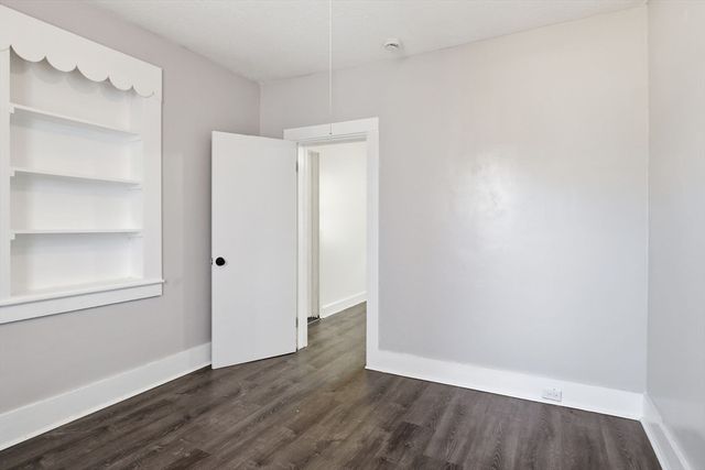 25 Victoria St., Springfield, MA 01104