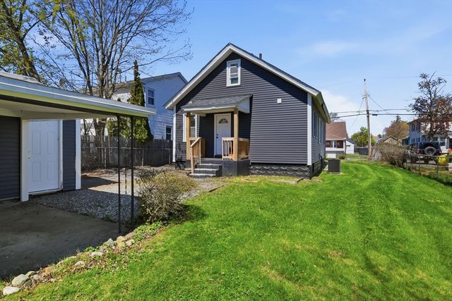 25 Victoria St., Springfield, MA 01104