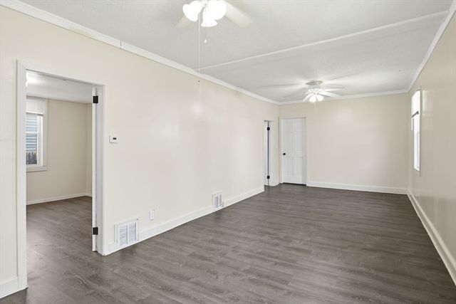 25 Victoria St., Springfield, MA 01104
