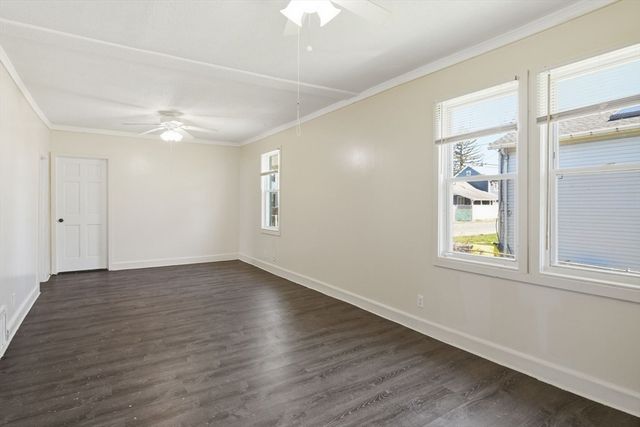 25 Victoria St., Springfield, MA 01104