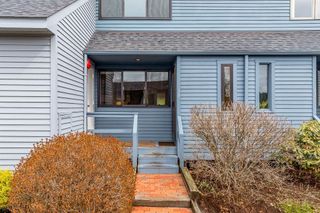 18 College Hill Road # 18, Hanover, NH 03755
