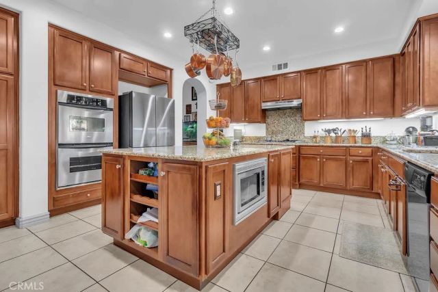 42740 Portraits Ln, Temecula, CA 92592