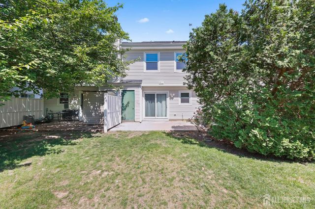 31 Dallenbach Lane, East Brunswick, NJ 08816