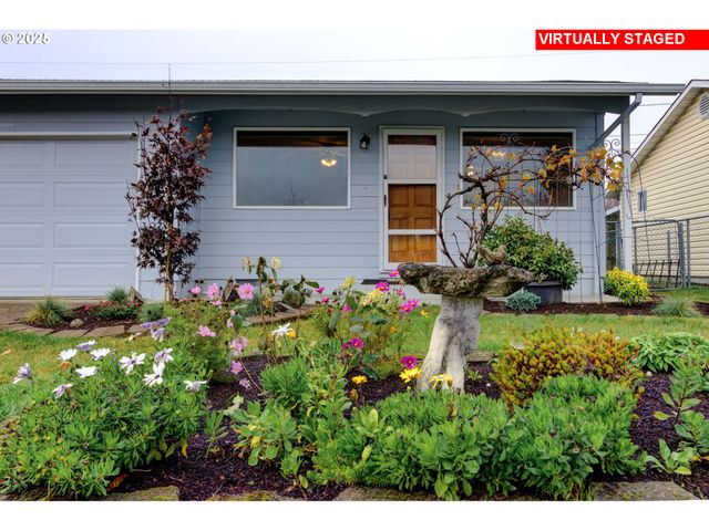 1663 SALLAL Rd, Woodburn, OR 97071