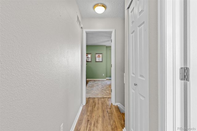 10566 Hyacinth Place, Highlands Ranch, CO 80129