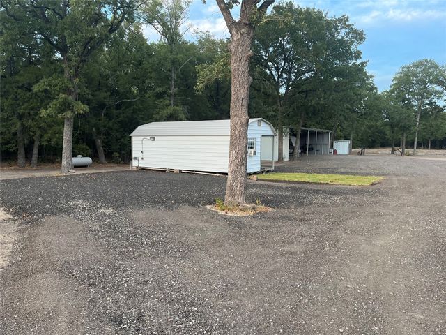 1470 Rs County Road 4525, Point, TX 75472