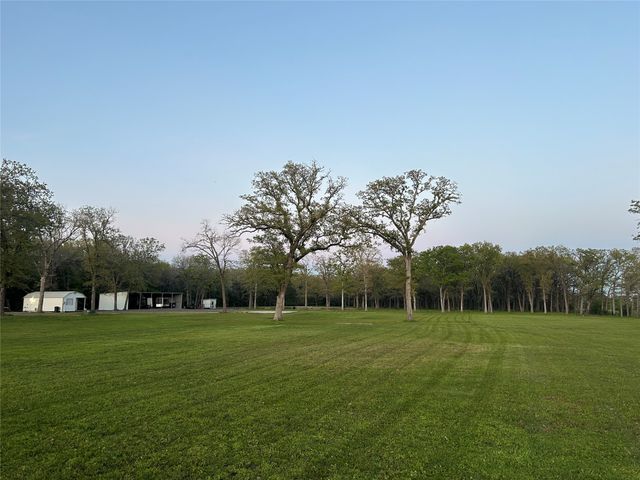 1470 Rs County Road 4525, Point, TX 75472