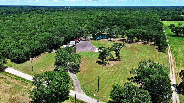 1470 Rs County Road 4525, Point, TX 75472