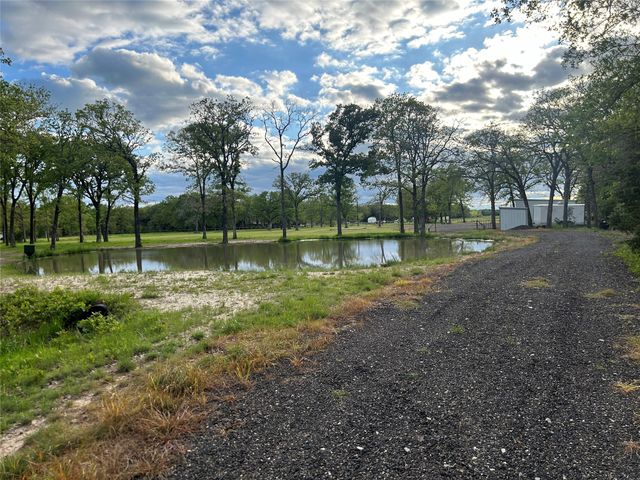 1470 Rs County Road 4525, Point, TX 75472