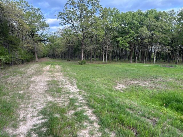 1470 Rs County Road 4525, Point, TX 75472