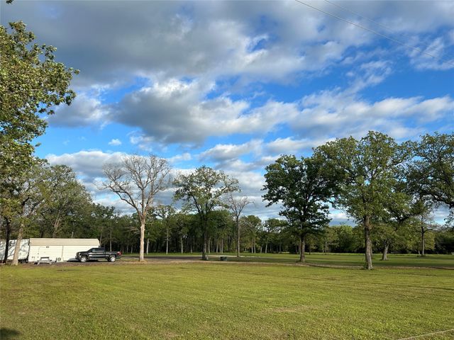 1470 Rs County Road 4525, Point, TX 75472