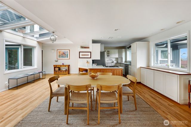 1515 37th Avenue, Seattle, WA 98122