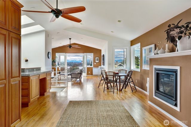 1515 37th Avenue, Seattle, WA 98122
