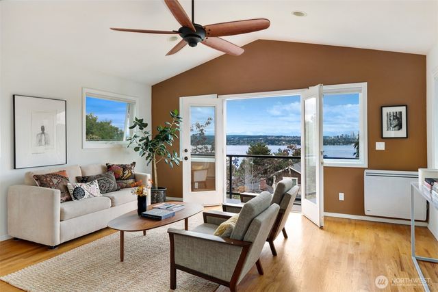 1515 37th Avenue, Seattle, WA 98122