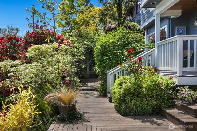 1515 37th Avenue, Seattle, WA 98122