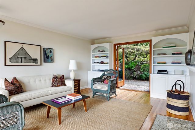 1515 37th Avenue, Seattle, WA 98122