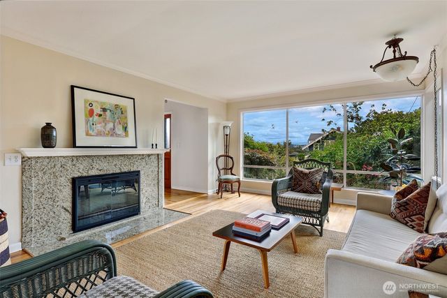 1515 37th Avenue, Seattle, WA 98122