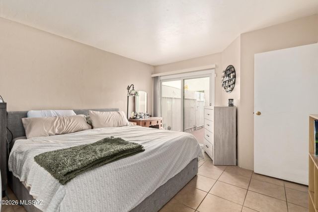 6337 N Willowbrook Drive, Tucson, AZ 85704
