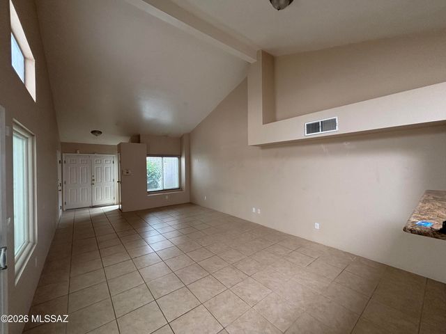 6337 N Willowbrook Drive, Tucson, AZ 85704