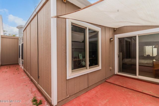 6337 N Willowbrook Drive, Tucson, AZ 85704