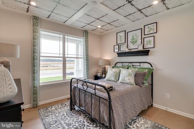 15 GOLDEN RAINTREE CT, Middletown, DE 19709