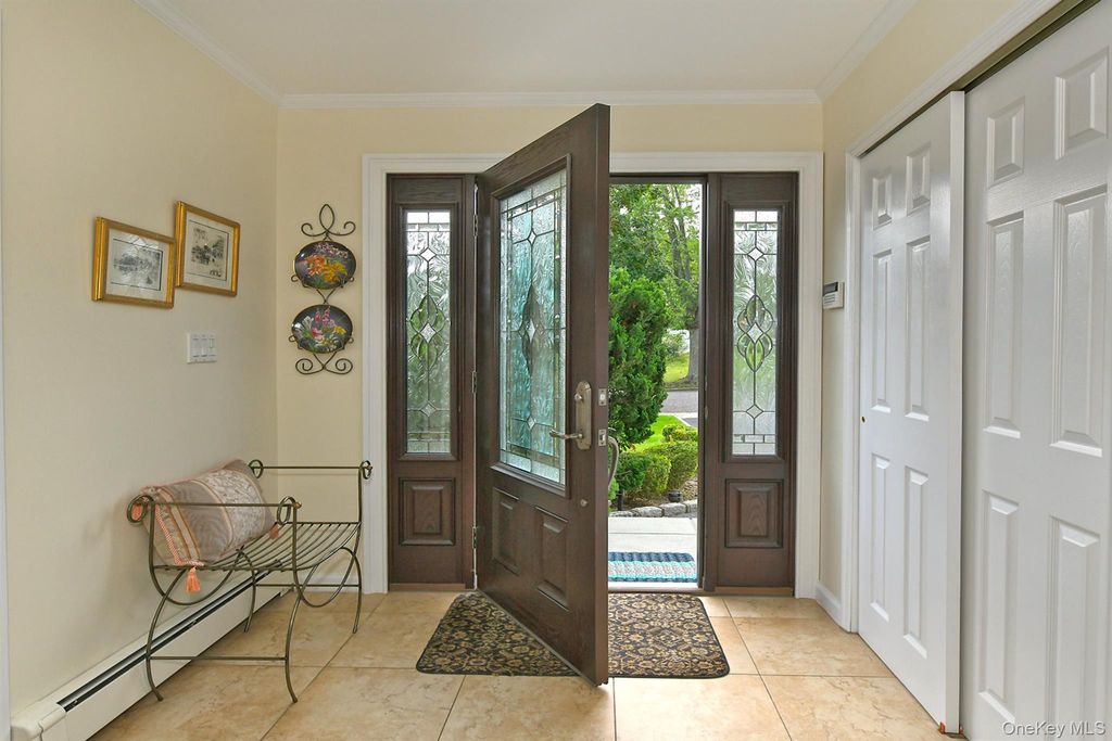 29 Abbot Road, Smithtown, NY 11787 — photo 5