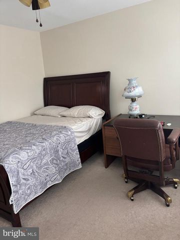 2802 GRAMERCY WAY, Mount Laurel, NJ 08054