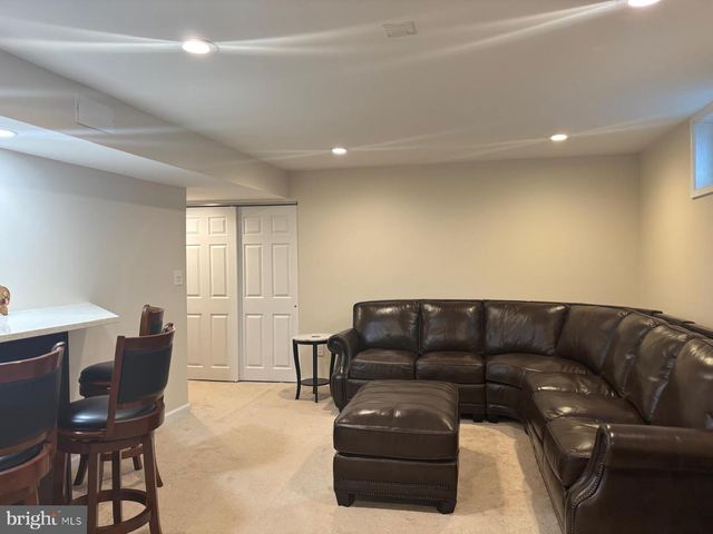 2802 GRAMERCY WAY, Mount Laurel, NJ 08054
