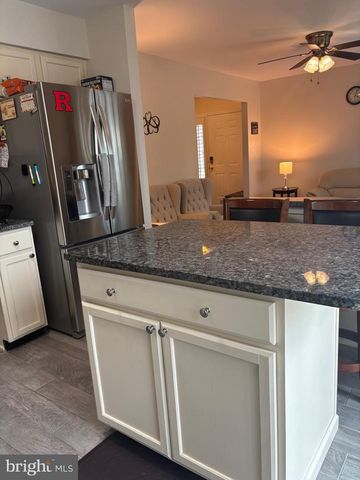 2802 GRAMERCY WAY, Mount Laurel, NJ 08054