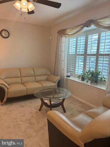 2802 GRAMERCY WAY, Mount Laurel, NJ 08054