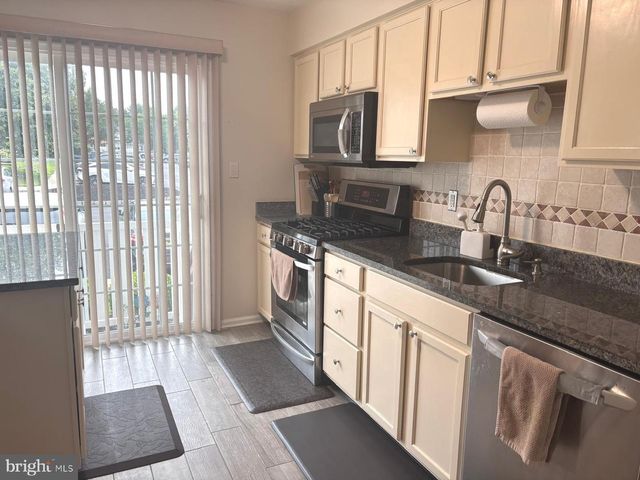 2802 GRAMERCY WAY, Mount Laurel, NJ 08054
