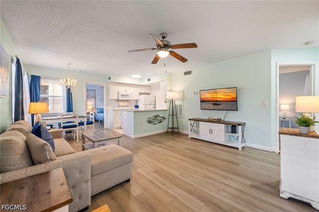 12591 Equestrian CIR 1207, Fort Myers, FL 33907