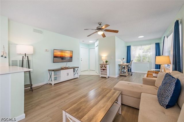 12591 Equestrian CIR 1207, Fort Myers, FL 33907