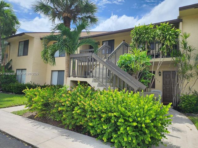 21951 Soundview Ter 203, Boca Raton, FL 33433