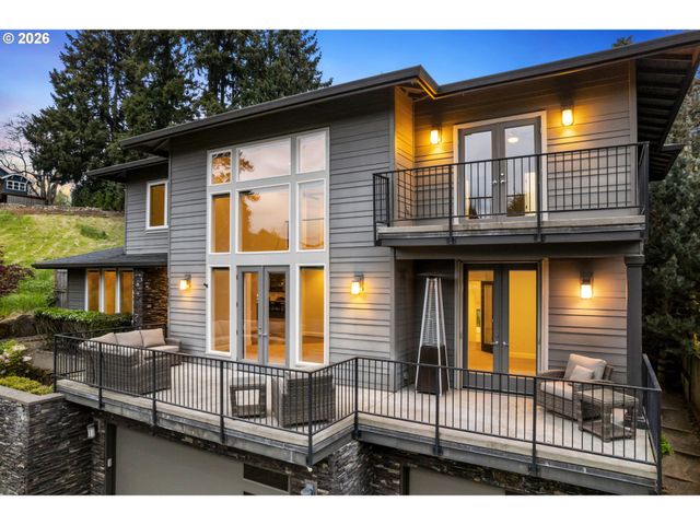 1295 EVAH Ln, West Linn, OR 97068