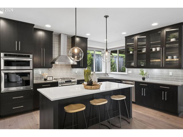 1295 EVAH Ln, West Linn, OR 97068