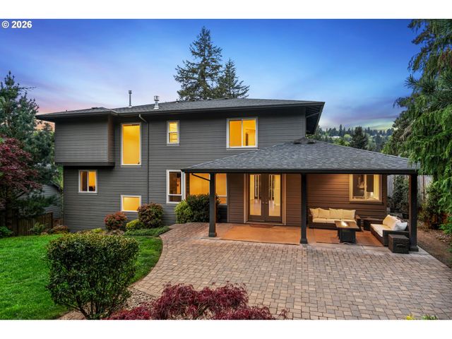 1295 EVAH Ln, West Linn, OR 97068