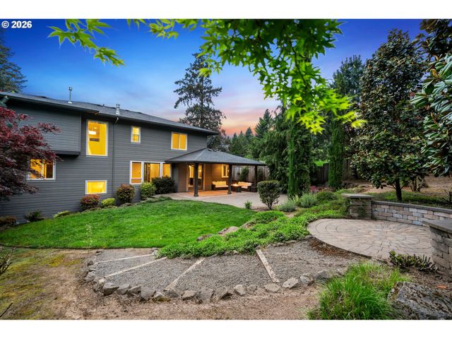 1295 EVAH Ln, West Linn, OR 97068