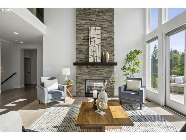 1295 EVAH Ln, West Linn, OR 97068