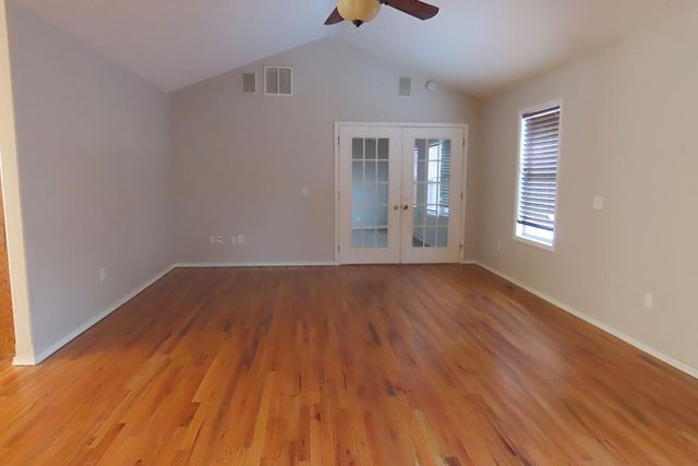 1257 W Bridgewood Place, Nixa, MO 65714