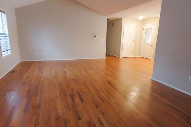 1257 W Bridgewood Place, Nixa, MO 65714