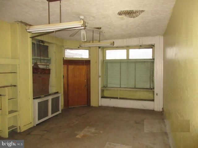 101 N 61ST ST, Philadelphia, PA 19139