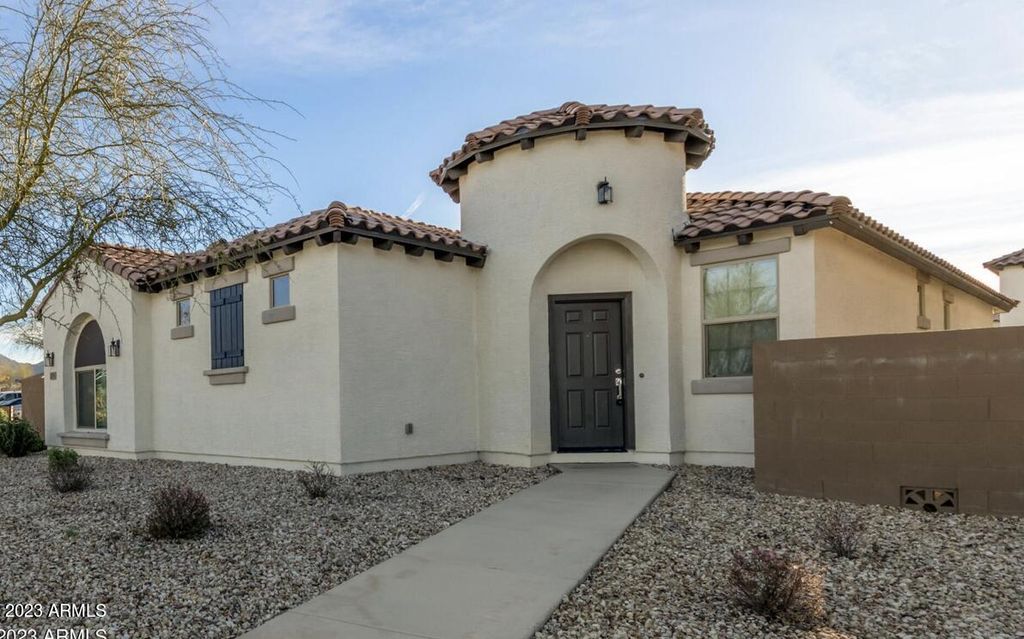 2936 N Augustine --, Mesa, AZ 85207