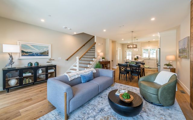 60 White Oaks Rd Unit 23, Laconia, NH 03246