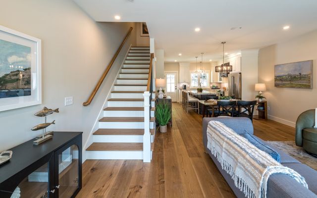60 White Oaks Rd Unit 23, Laconia, NH 03246