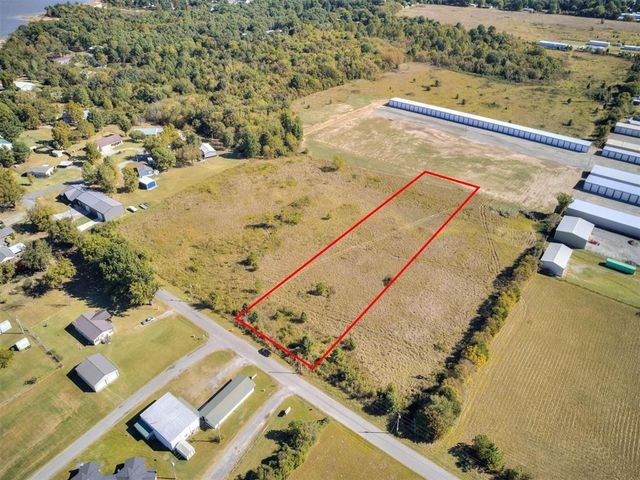 3 Hamilton Road, Eufaula, OK 74432