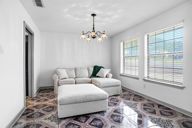7800 Skylake Drive, Fort Worth, TX 76179